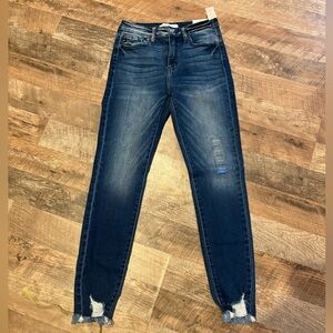 NWT KanCan Skinny Jeans